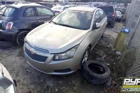 Photo of 2013 Chevrolet Cruze