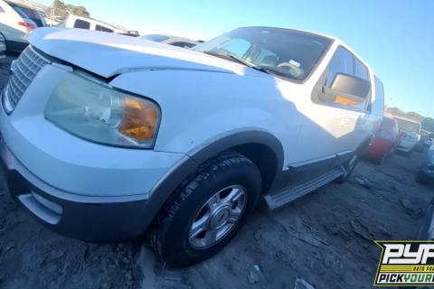 Photo of 2003 Ford Expedition