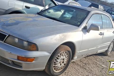 Photo of 1998 Mitsubishi Diamante