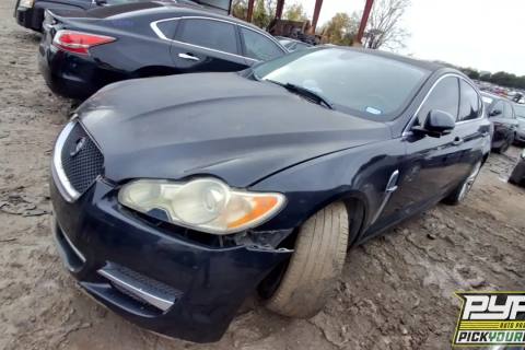 Photo of 2011 Jaguar Xf