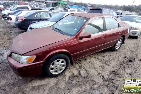 Photo of 2001 Toyota Camry