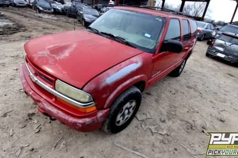 Photo of 2004 Chevrolet Blazer