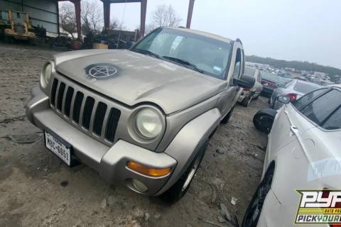 Photo of 2003 Jeep Liberty