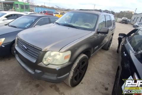Photo of 2006 Ford Explorer