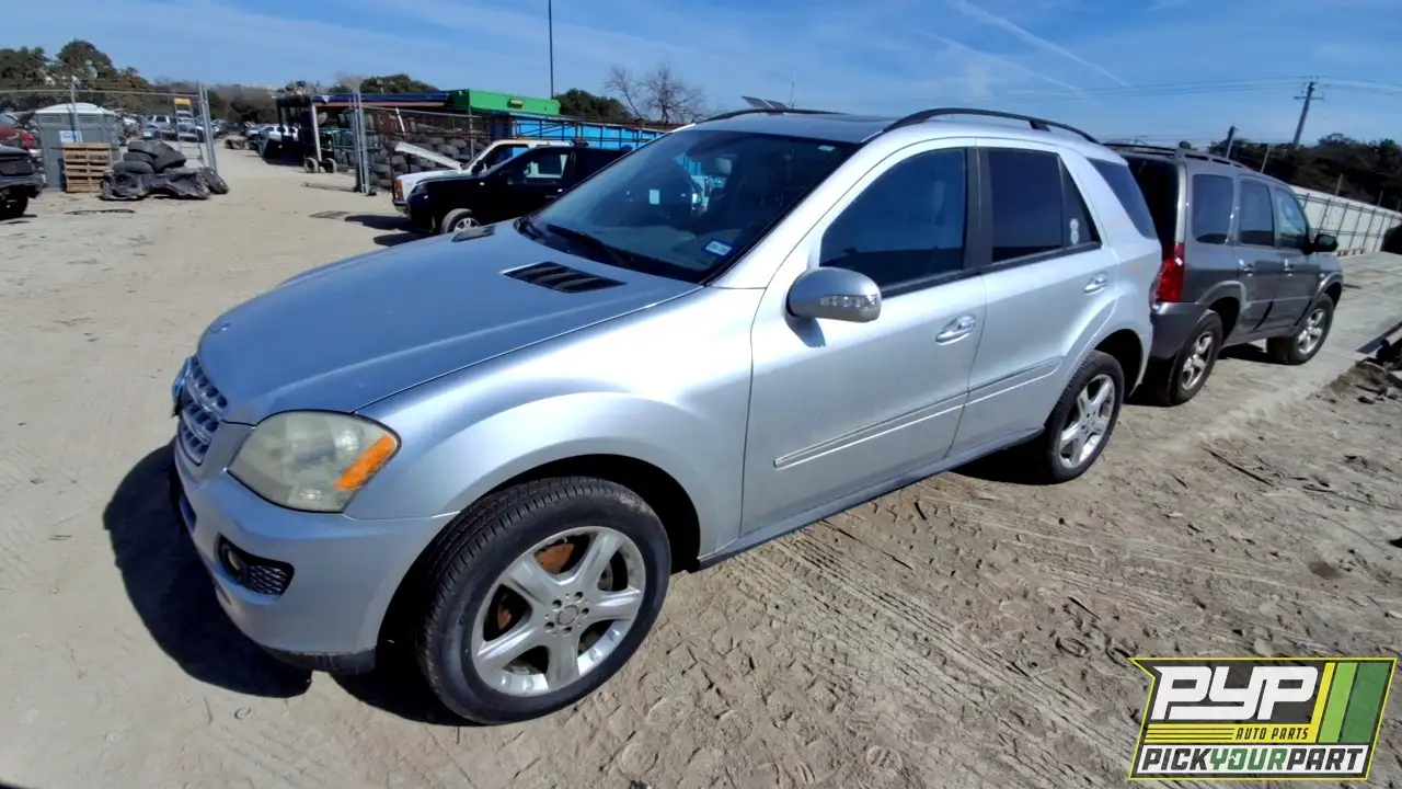 Photo of 2008 Mercedes-Benz Ml320