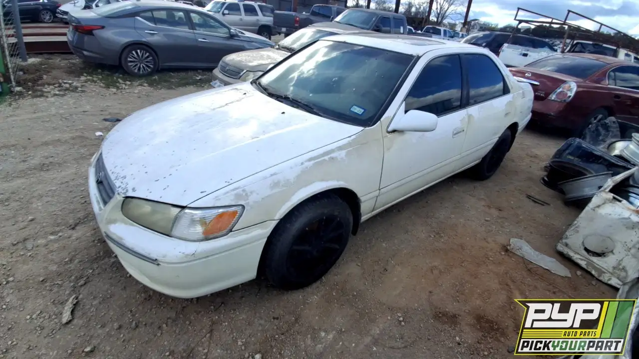 Photo of 2000 Toyota Camry