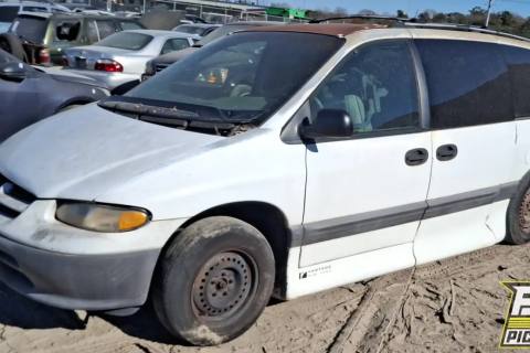 Photo of 1997 Dodge Grand Caravan