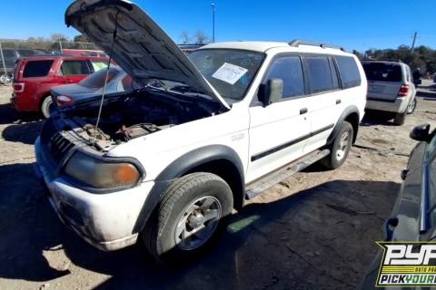 Photo of 2003 Mitsubishi Montero Sport