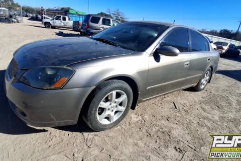 Photo of 2005 Nissan Altima