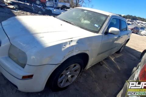 Photo of 2005 Chrysler 300