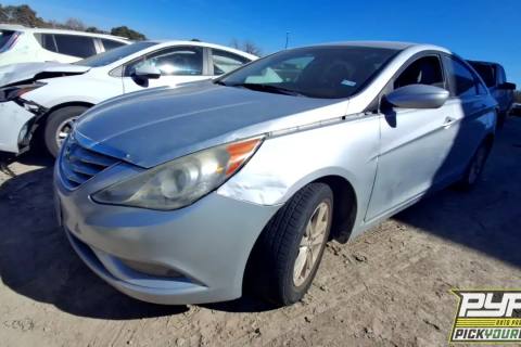 Photo of 2013 Hyundai Sonata