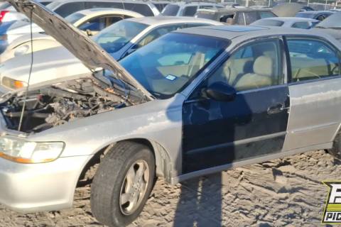 Photo of 1998 Honda Accord