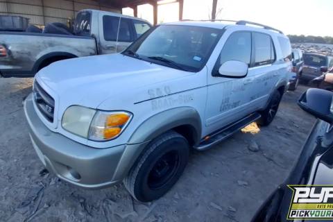 Photo of 2004 Toyota Sequoia