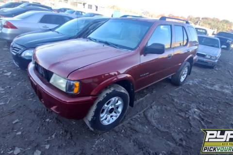 Photo of 2004 Isuzu Rodeo