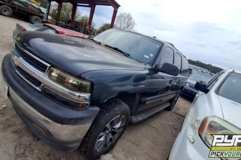 Photo of 2005 Chevrolet Suburban