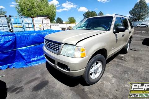 Photo of 2004 Ford Explorer