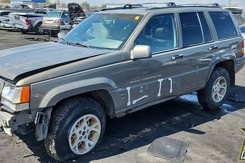 Photo of 1997 Jeep Grand Cherokee