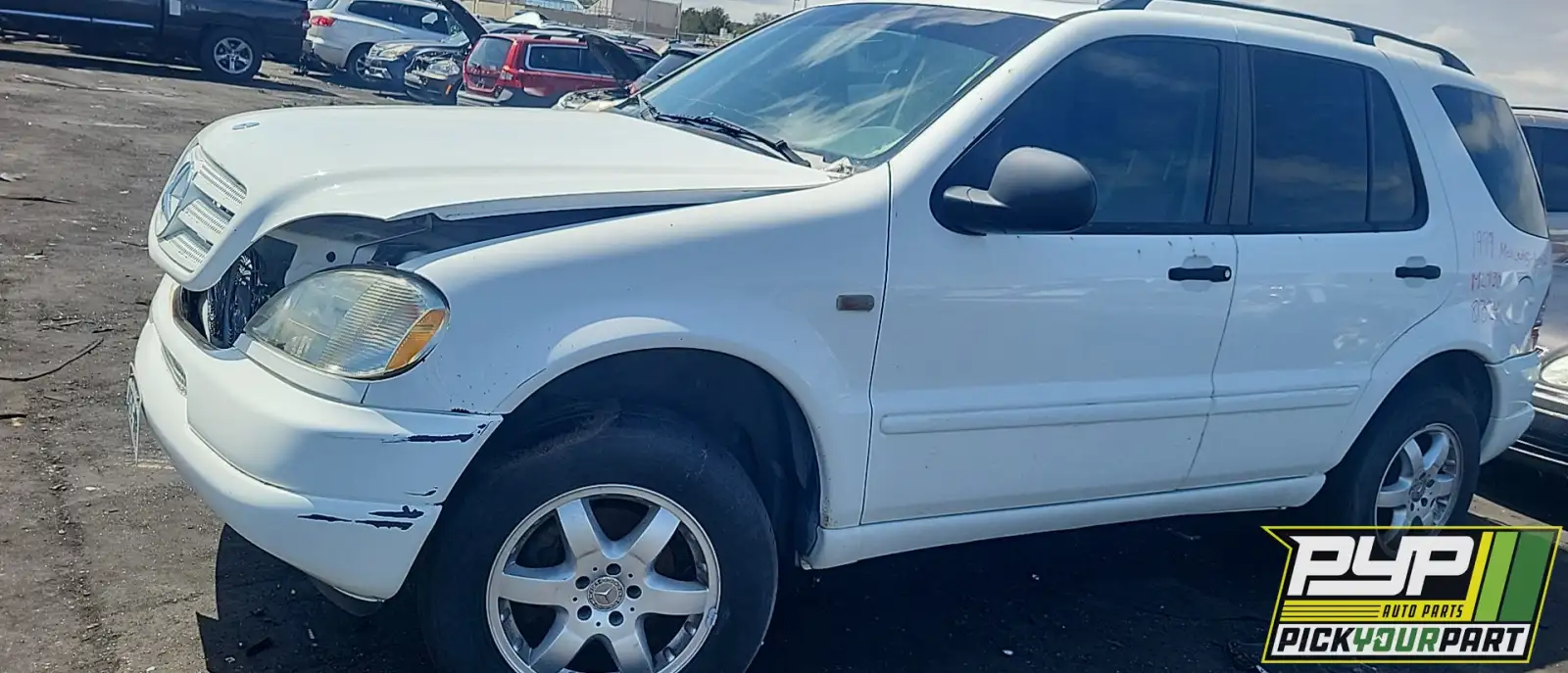 Photo of 1999 Mercedes-Benz Ml430