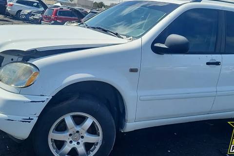 Photo of 1999 Mercedes-Benz Ml430