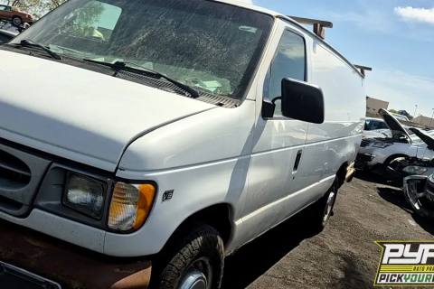 Photo of 2002 Ford E-250 Econoline