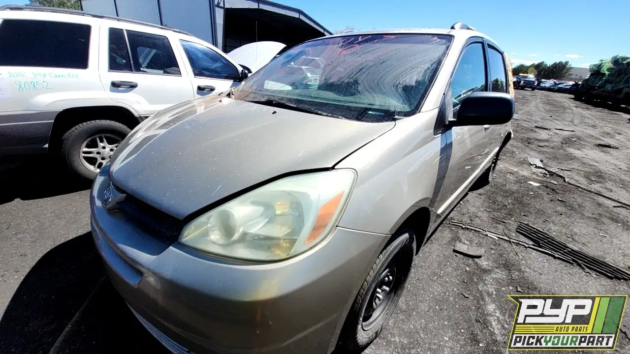 Photo of 2004 Toyota Sienna