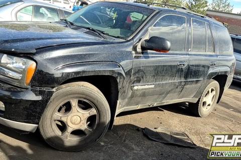 Photo of 2004 Chevrolet Trailblazer