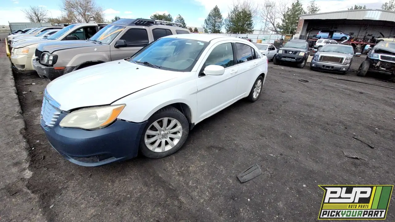 Photo of 2013 Chrysler 200