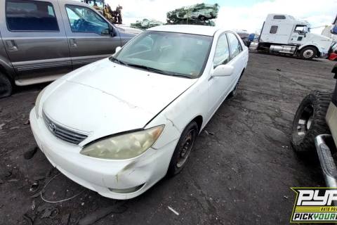Photo of 2005 Toyota Camry