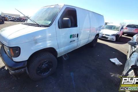 Photo of 2005 Ford E-250