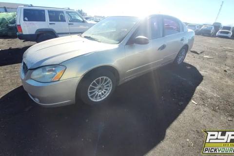 Photo of 2005 Nissan Altima