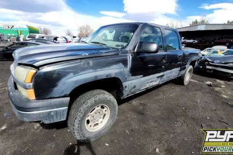 Photo of 2004 Chevrolet Silverado 2500