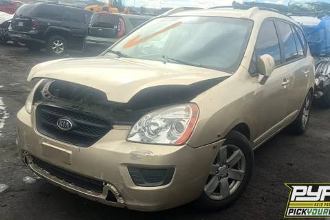 Photo of 2007 Kia Rondo