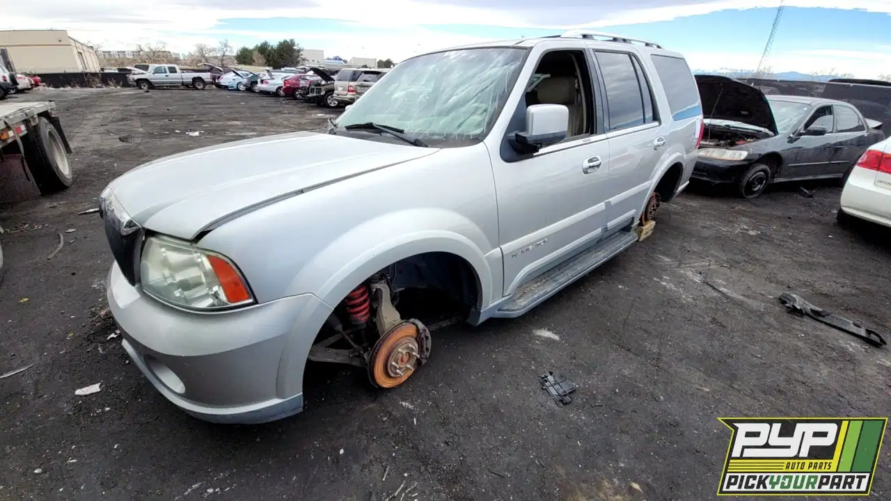 Photo of 2004 Lincoln Navigator
