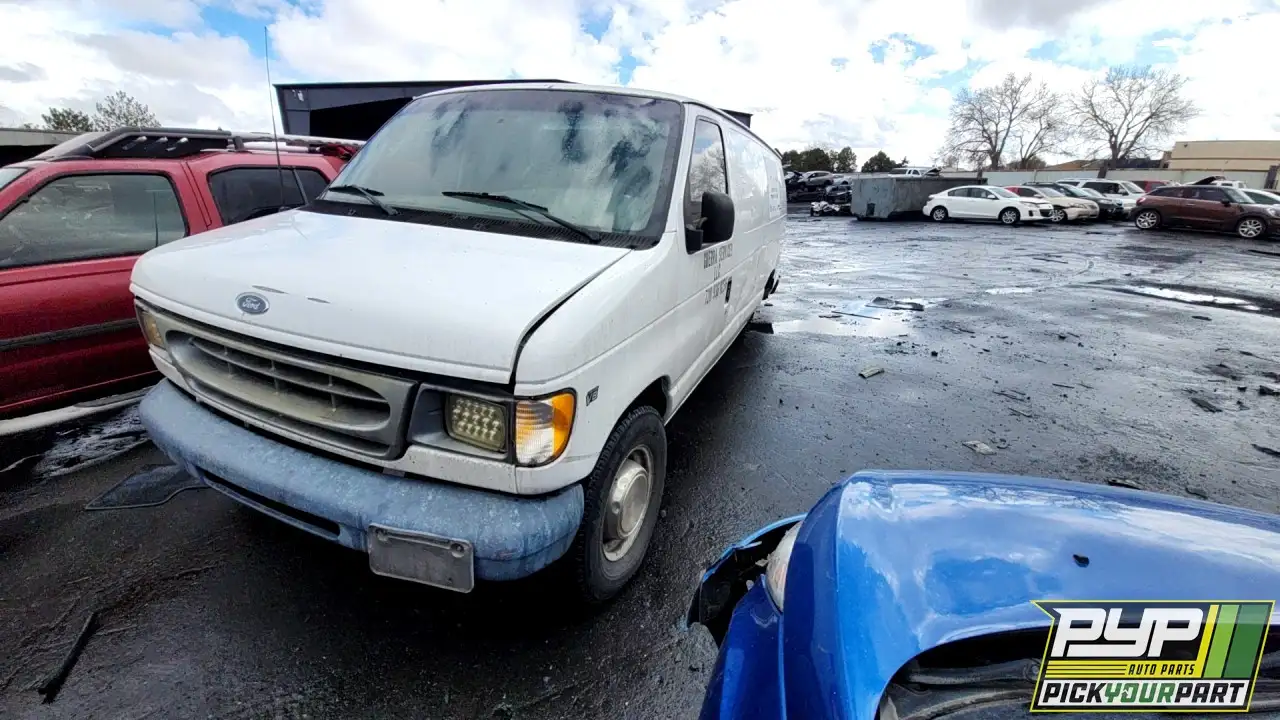 Photo of 2001 Ford E-250 Econoline