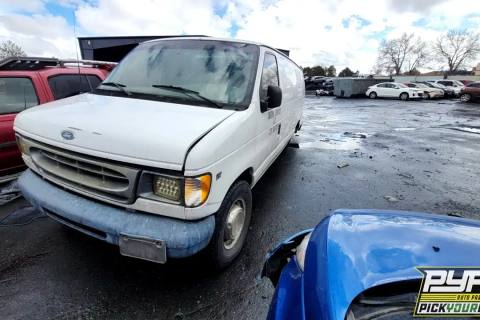 Photo of 2001 Ford E-250 Econoline