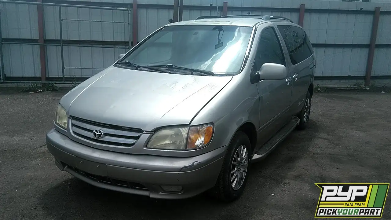 Photo of 2001 Toyota Sienna