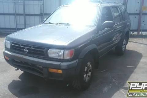 Photo of 1997 Nissan Pathfinder