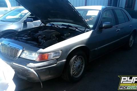 Photo of 2000 Mercury Grand Marquis