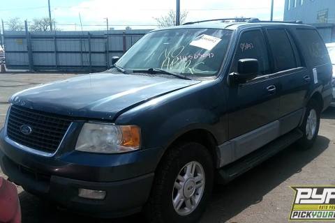 Photo of 2004 Ford Expedition