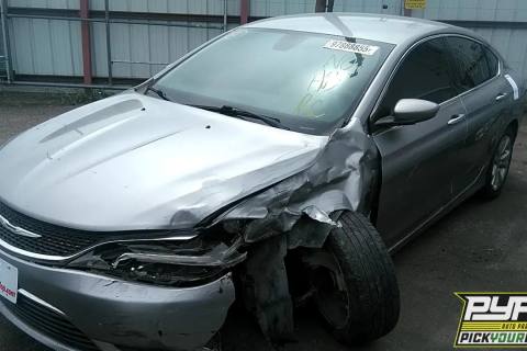Photo of 2016 Chrysler 200