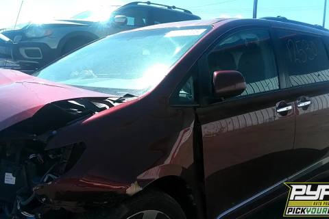 Photo of 2013 Toyota Sienna
