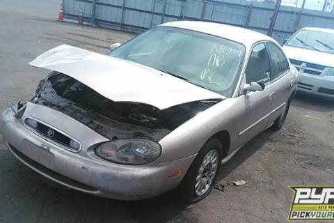 Photo of 1999 Mercury Sable