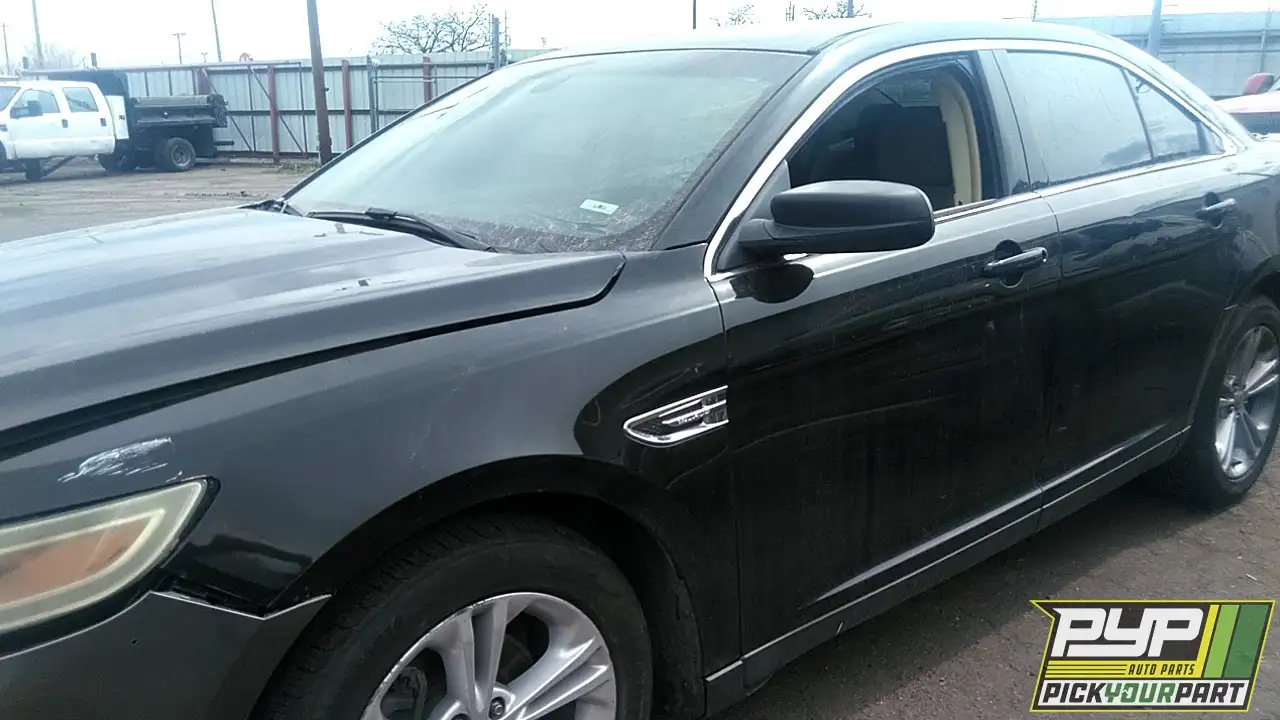 Photo of 2015 Ford Taurus