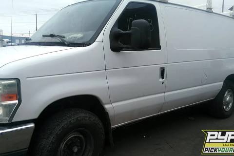 Photo of 2010 Ford E-150