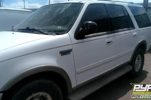 Photo of 2001 Ford Expedition