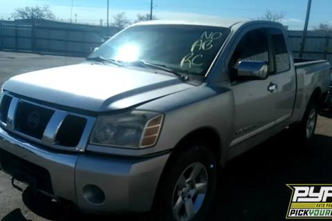 Photo of 2005 Nissan Titan