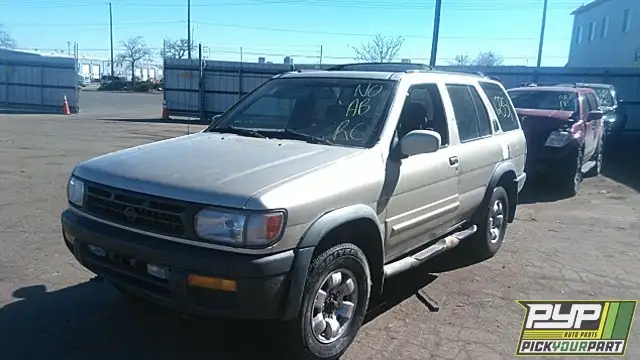 Photo of 1998 Nissan Pathfinder