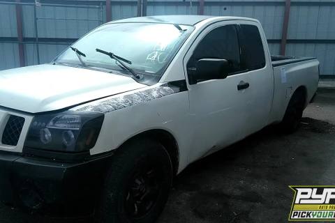 Photo of 2004 Nissan Titan