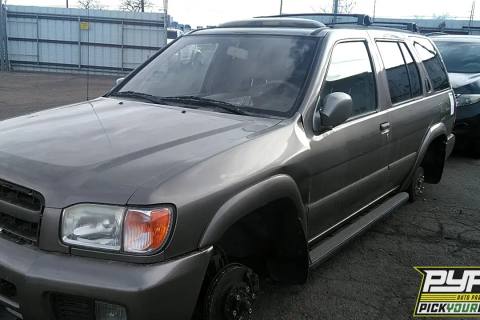 Photo of 2002 Nissan Pathfinder