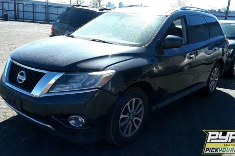 Photo of 2015 Nissan Pathfinder